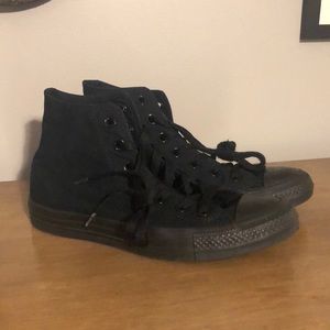 High top blackout converse Mens6/Womens8